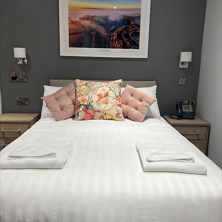 The Banks Restaurant And Accommodation Strabane Exteriér fotografie