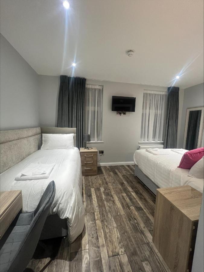 The Banks Restaurant And Accommodation Strabane Exteriér fotografie